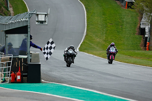 IH_NG_Cadwell Park_130425_014266
