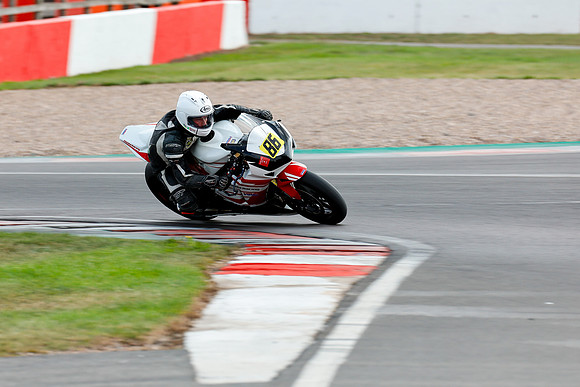 PM-IH_NG_Donington Park_142464