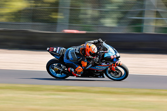 IH_NG_Donington Park_153540