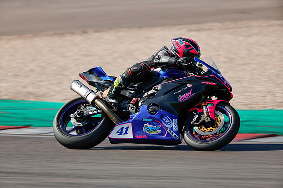 IH_NG_Donington Park_150441