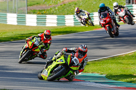 IH_NG_Cadwell Park_130425_012836