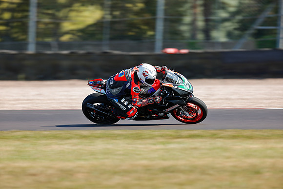 IH_NG_Donington Park_153543