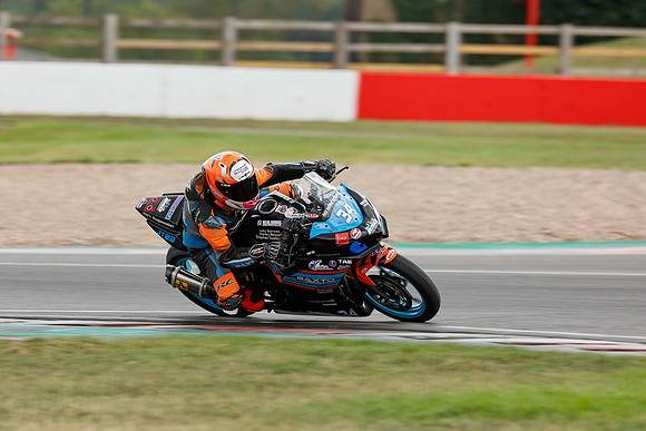 IH_NG_Donington Park_143130