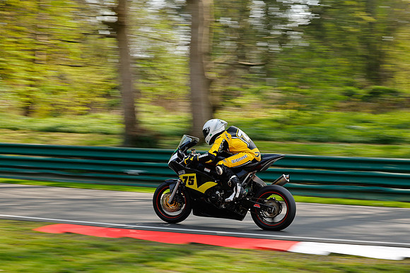 IH_NG_Cadwell Park_120425_010218