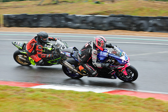 IH_NG_Brands Hatch Indy_112701