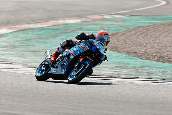 IH_NG_Donington Park_151397