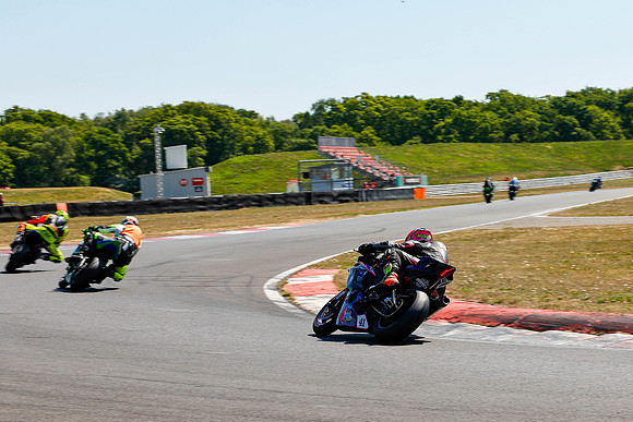 IH_NG_Snetterton_038210