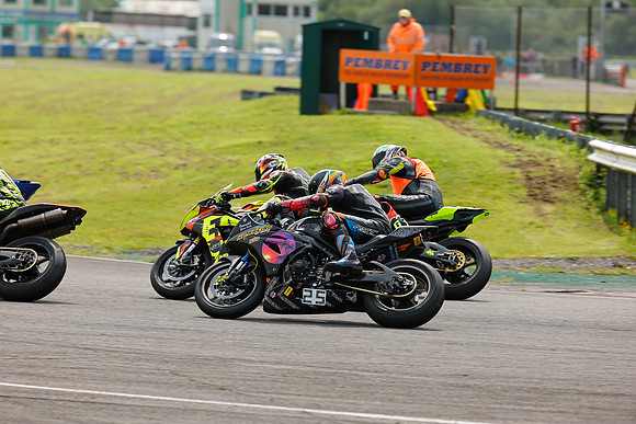 IH_NG_Pembrey_055203