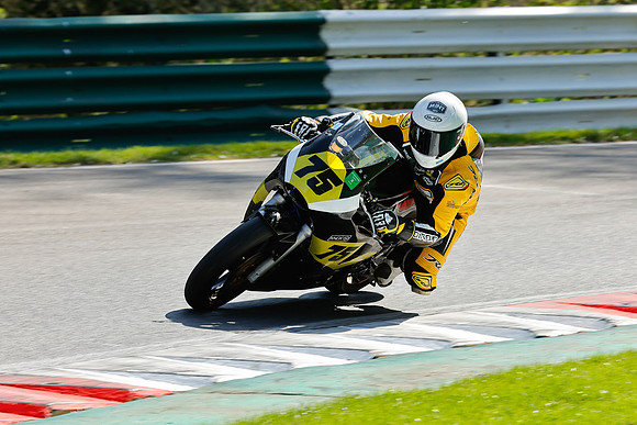 IH_NG_Cadwell Park_110425_007637