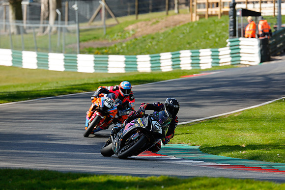 IH_NG_Cadwell Park_130425_012817